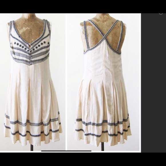 ❤️❤️free people cream embroidered mini dress❤️